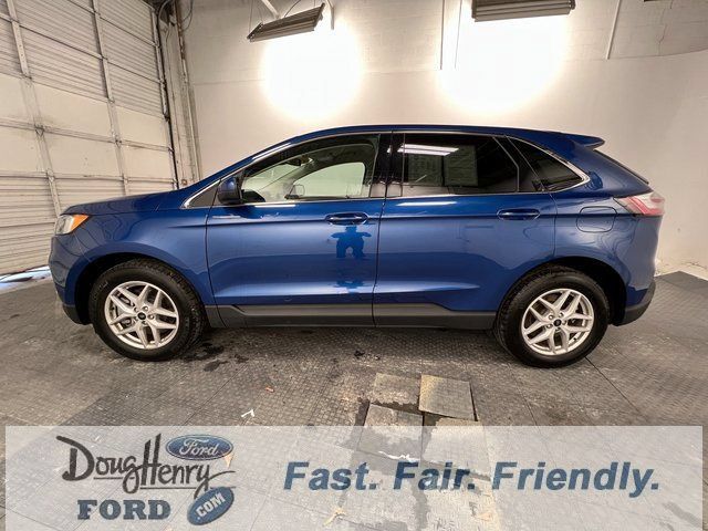 Used 2024 Ford Edge SEL AWD/4WD image 4