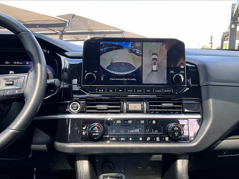Used 2022 Nissan Pathfinder Platinum w/ Cargo Package FWD image 32