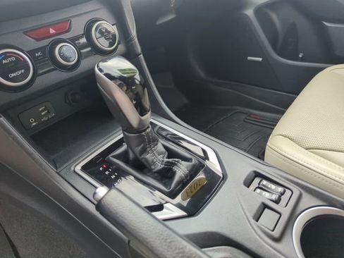 Used 2022 Subaru Impreza 2.0i Limited AWD/4WD image 32