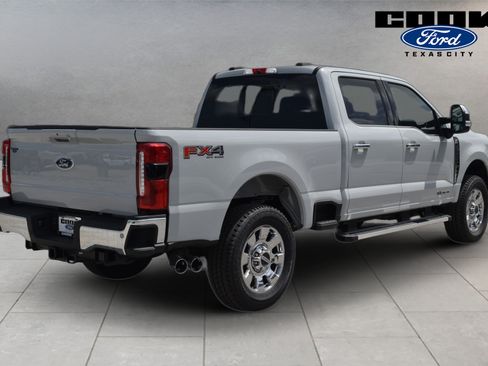 New 2026 Ford F250 Lariat w/ Chrome Package AWD/4WD image 3