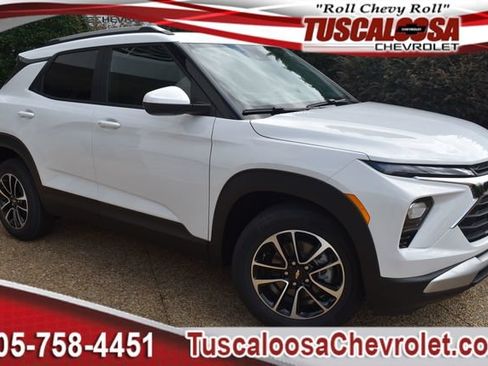 New 2026 Chevrolet TrailBlazer LT FWD image 1