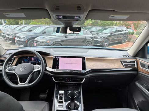 Used 2026 Volkswagen Atlas SE AWD/4WD image 23