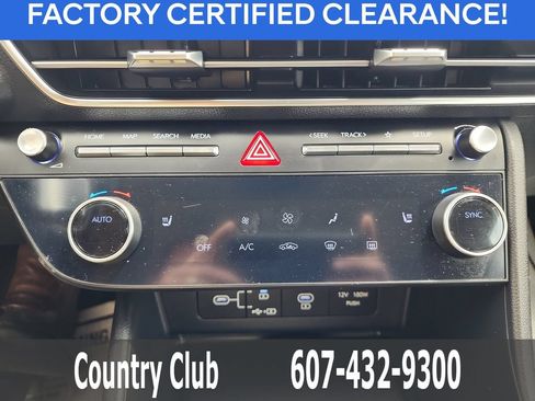 Certified 2025 Hyundai Sonata SEL AWD/4WD image 15