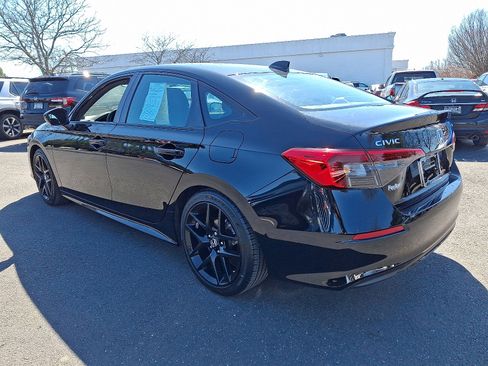 Used 2024 Honda Civic Sport image 4