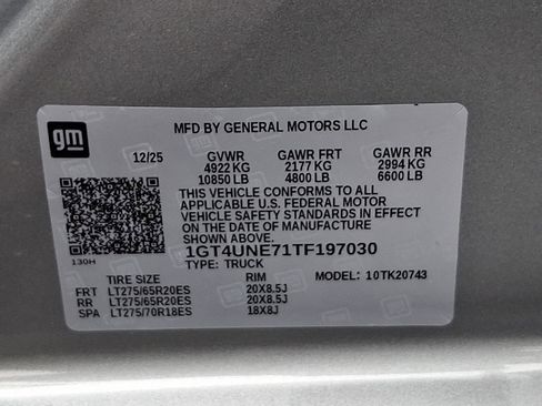 New 2026 GMC Sierra 2500 SLT w/ SLT Premium Package image 11