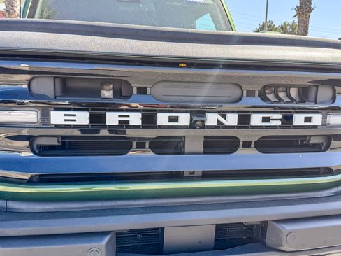 Used 2023 Ford Bronco Outer Banks AWD/4WD image 5
