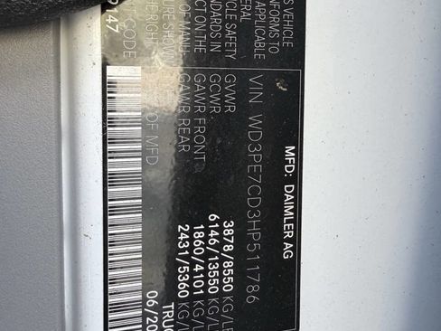 Used 2017 Mercedes-Benz Sprinter 2500 image 24