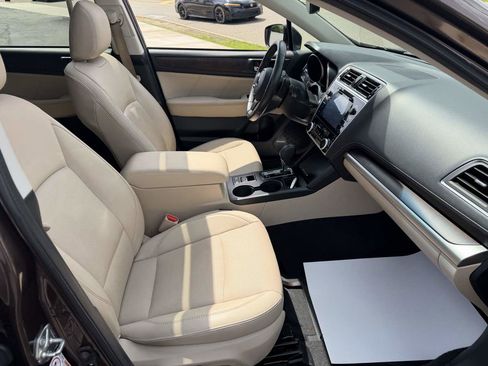 Used 2019 Subaru Outback 2.5i Limited AWD/4WD image 20