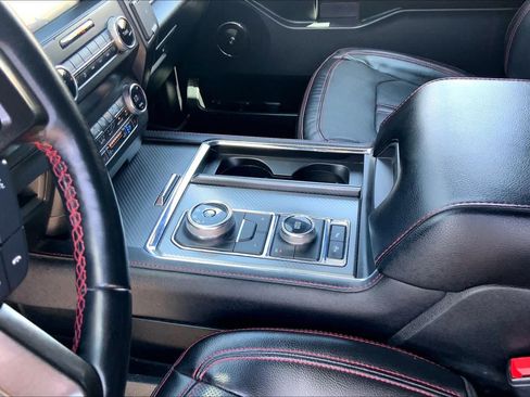 Certified 2021 Ford Expedition Limited AWD/4WD image 17