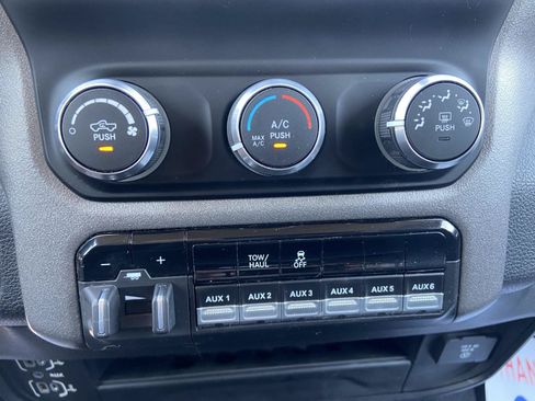 Used 2019 RAM 2500 Tradesman AWD/4WD image 35