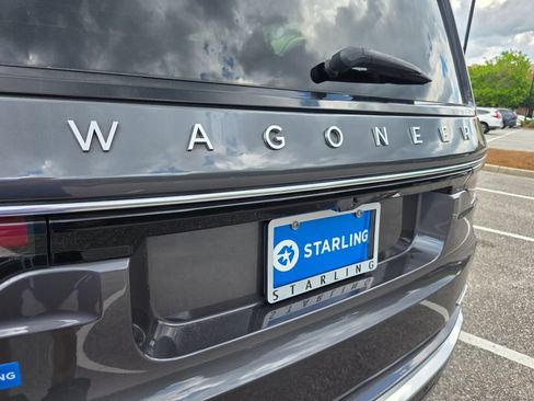 Used 2023 Jeep Wagoneer Series II RWD image 37