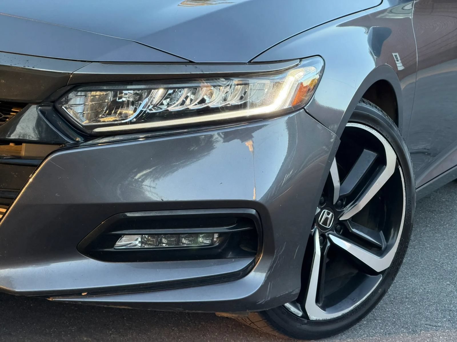 Used 2020 Honda Accord Sport image 4