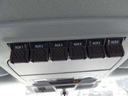 Used 2024 Ford F550 2WD Crew Cab Super Duty image 24