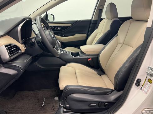 Used 2025 Subaru Outback Limited w/ Popular Package #2 image 4