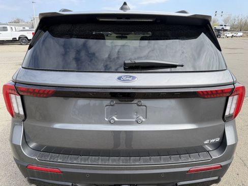 New 2026 Ford Explorer ST-Line AWD/4WD image 6