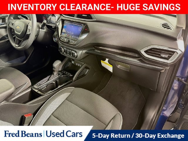 Used 2023 Chevrolet TrailBlazer LT w/ Convenience Package FWD image 34