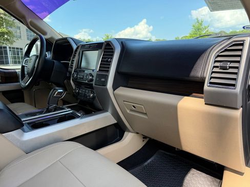 Used 2015 Ford F150 Lariat w/ Equipment Group 501A Mid RWD image 24