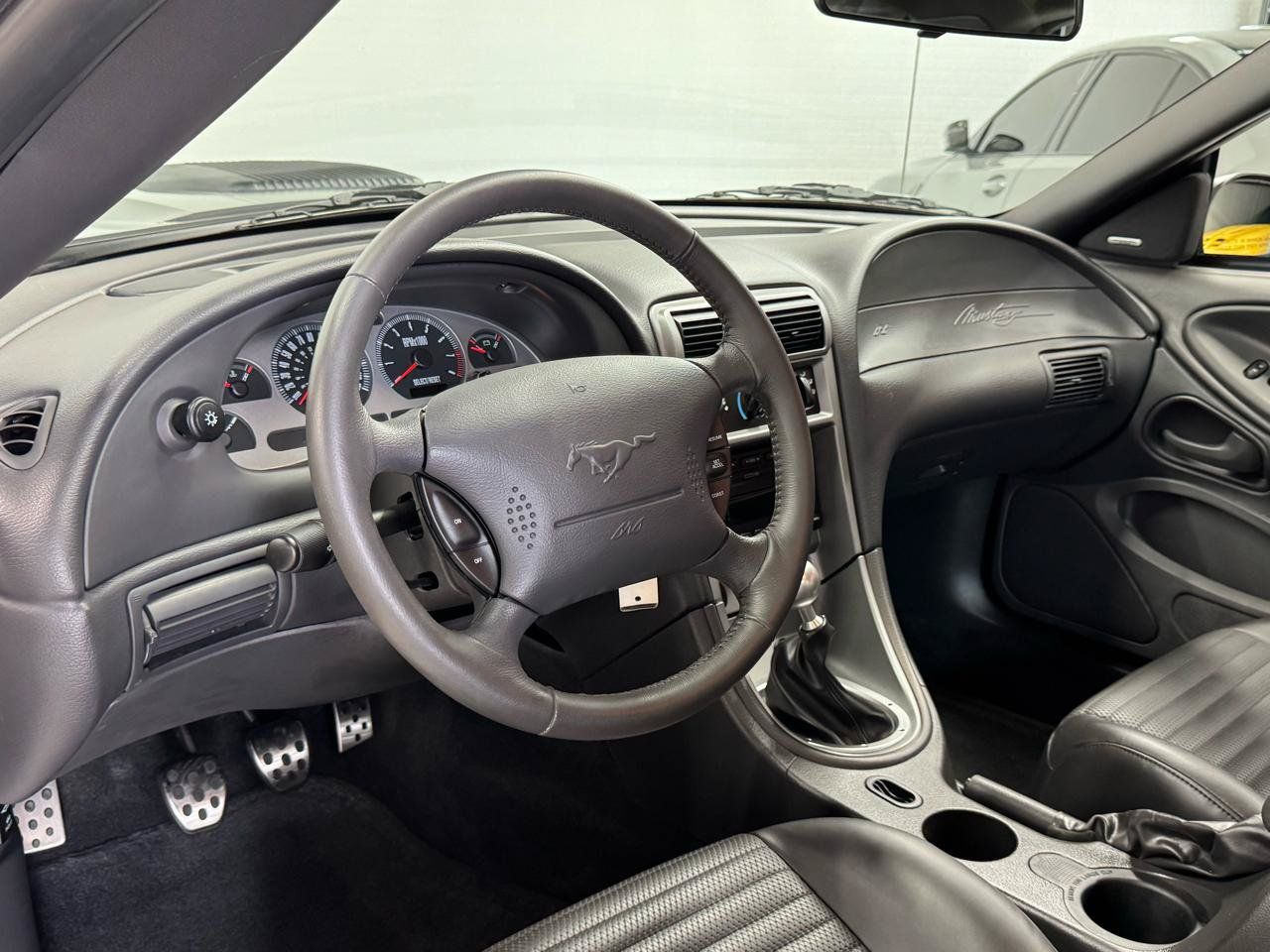 Used 2003 Ford Mustang Mach 1 RWD image 40
