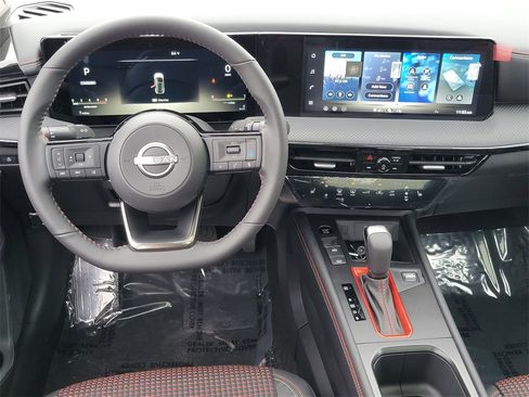 New 2026 Nissan Kicks SR w/ SR Premium Package image 5