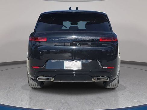 Used 2026 Land Rover Range Rover Sport Dynamic SE AWD/4WD image 6