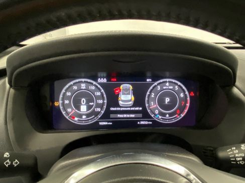 Used 2019 Jaguar F-PACE S image 35