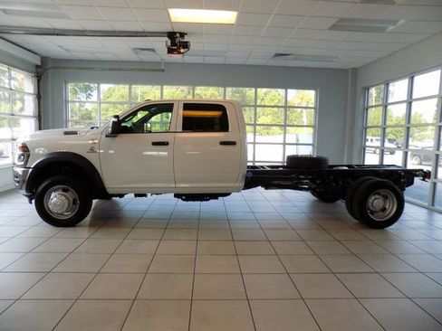 New 2026 RAM 5500 Tradesman AWD/4WD image 4