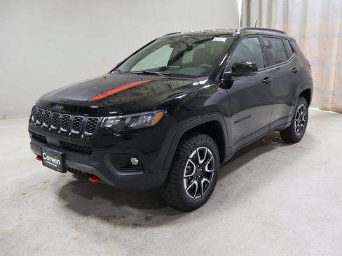 New 2026 Jeep Compass Trailhawk AWD/4WD image 3