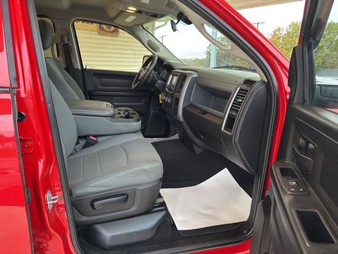 Used 2017 RAM 1500 Express image 16