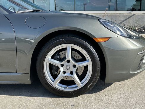 Certified 2024 Porsche 718 Boxster image 11