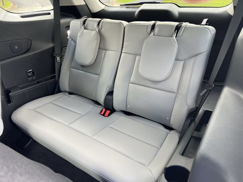 New 2026 Ford Explorer Active w/ Active Comfort Package AWD/4WD image 18