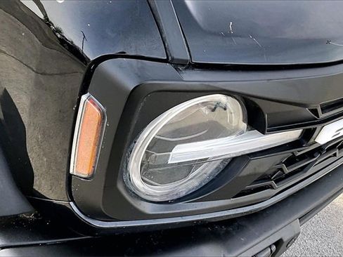 Used 2023 Ford Bronco Badlands image 32