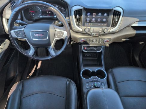 Used 2022 GMC Terrain SLT w/ Tech Package image 29