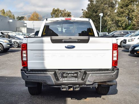 Used 2022 Ford F350 Lariat w/ FX4 Off-Road Package image 5