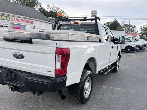Used 2019 Ford F250 XL AWD/4WD image 4