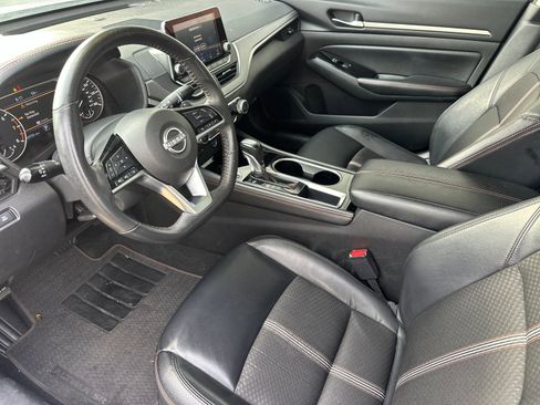Used 2024 Nissan Altima 2.5 SR image 9