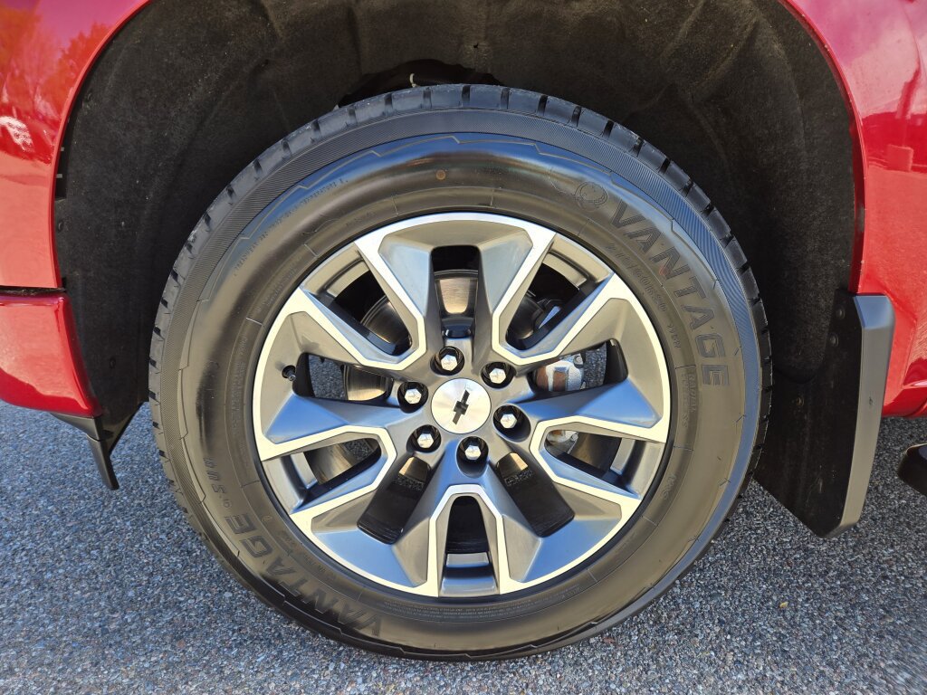 Used 2024 Chevrolet Silverado 1500 RST AWD/4WD image 15