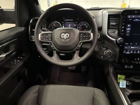 Used 2025 RAM 1500 Big Horn RWD image 11