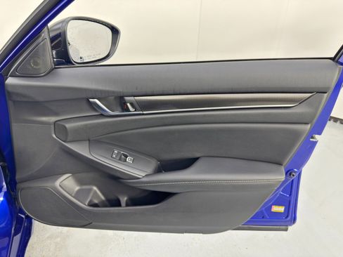 Used 2022 Honda Accord Sport image 37