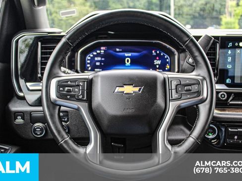 Used 2025 Chevrolet Silverado 1500 LT RWD image 23