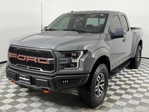 Used 2018 Ford F150 Raptor w/ Equipment Group 802A Luxury image 11