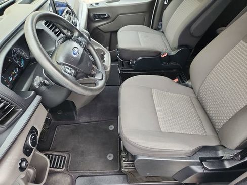 Used 2020 Ford Transit 350 XLT image 17