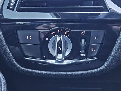 Used 2018 BMW 530i image 24