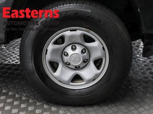 Used 2023 Toyota Tacoma SR image 28