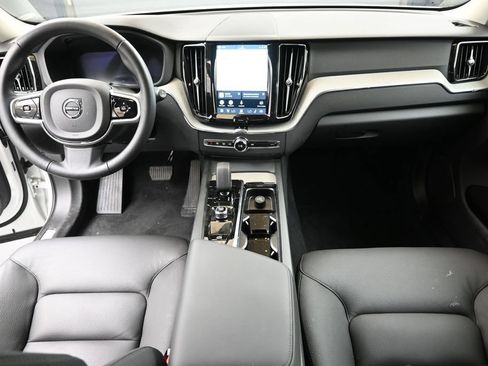 Certified 2025 Volvo XC60 T8 Plus w/ Protection Package Premier AWD/4WD image 18