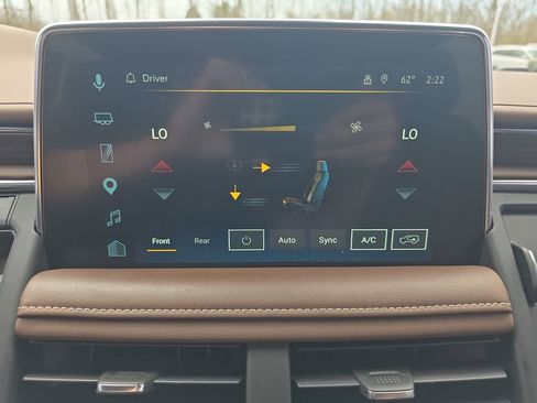 Used 2023 Chevrolet Tahoe High Country w/ Advanced Technology Package AWD/4WD image 25