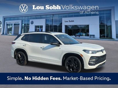 Used 2025 Volkswagen Tiguan SE R-Line