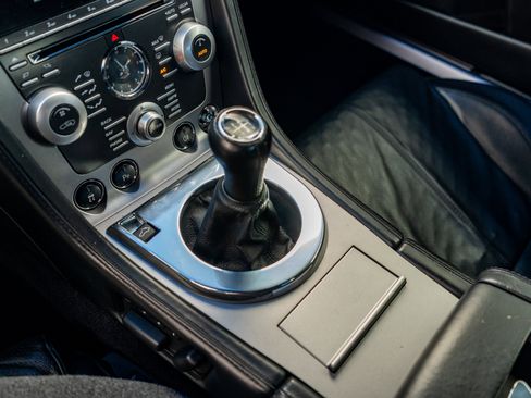 Used 2009 Aston Martin DB9 Volante image 22