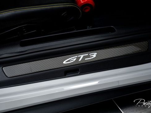 Used 2022 Porsche 911 GT3 image 42