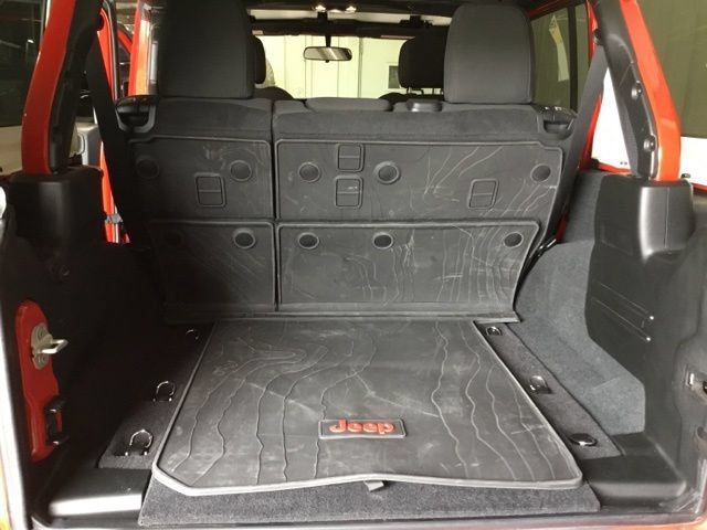 Used 2023 Jeep Wrangler Unlimited Sport AWD/4WD image 34