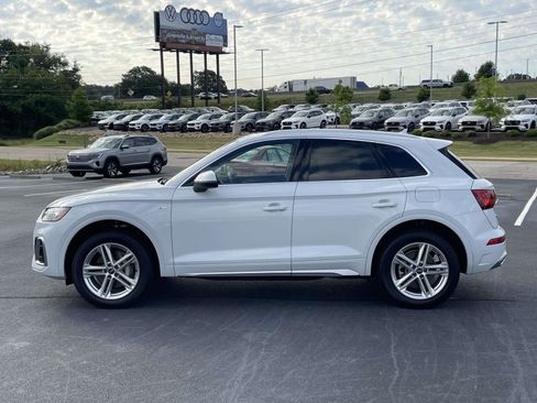 Certified 2025 Audi Q5 e Premium Plus w/ Premium Plus Package AWD/4WD image 4
